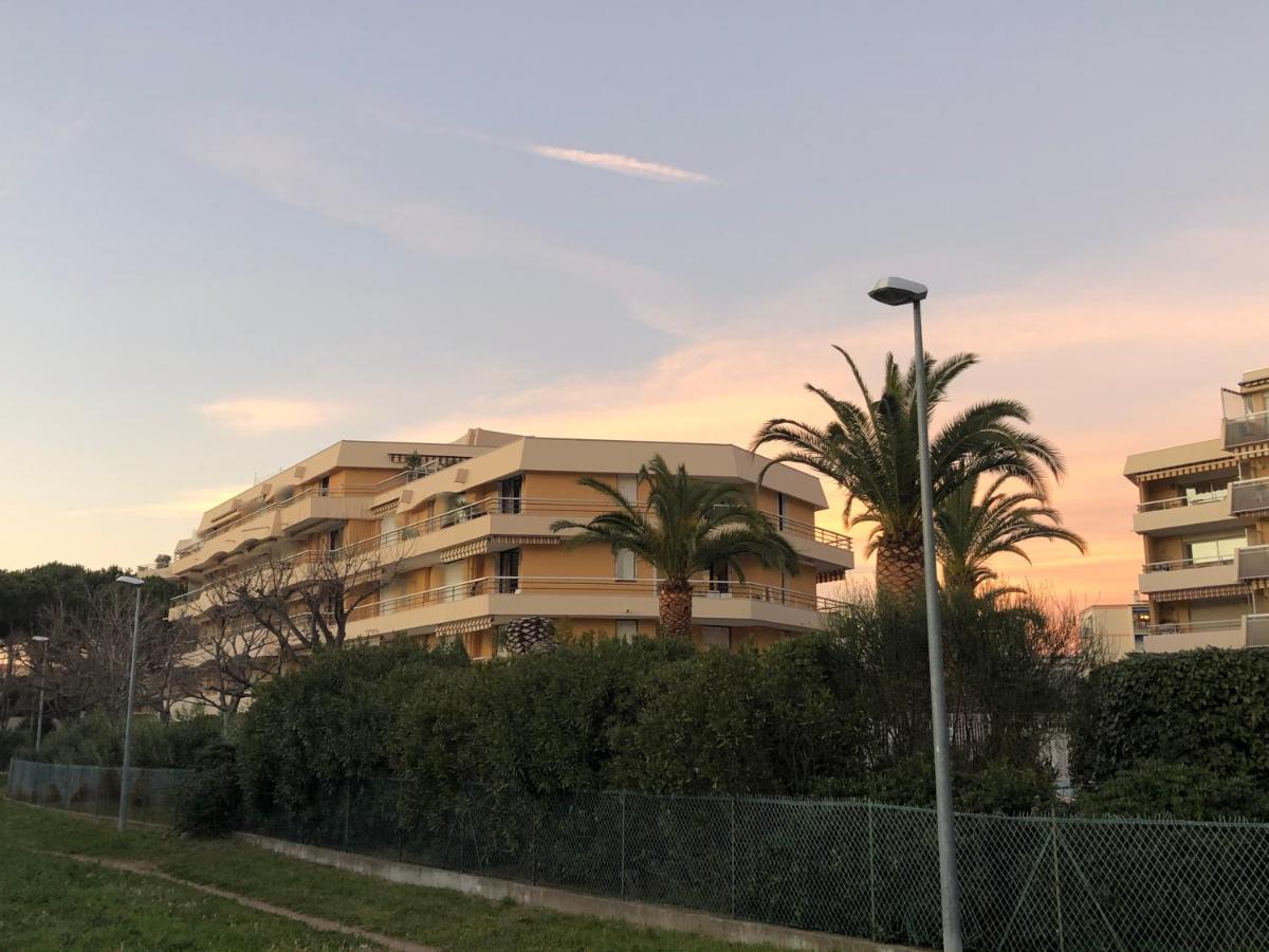 Residence La Miougrano Frejus Plage Exteriör bild